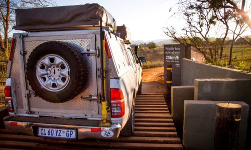 Britz 4WD DCE Britz 4WD DCE